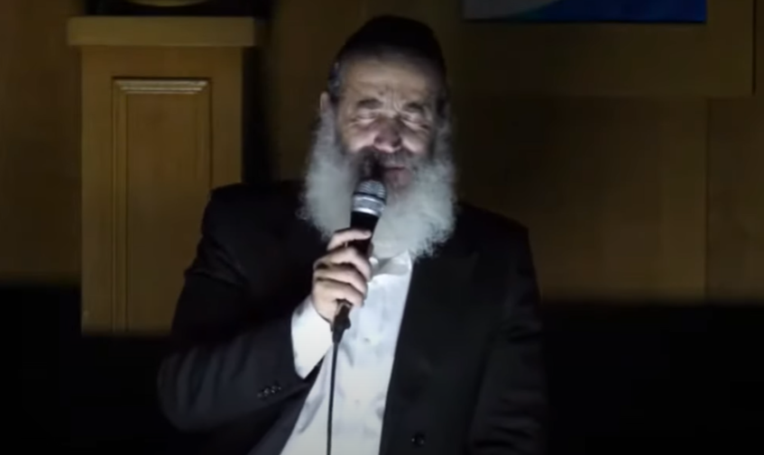 הרב יצחק פנגר בשיחת חיזוק לתשעה באב • צפו