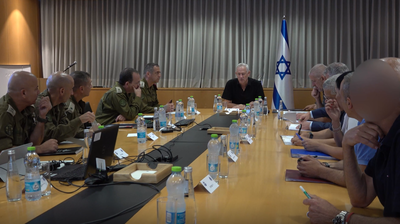 הערכת מצב: גנץ החליט על המשך הלחימה