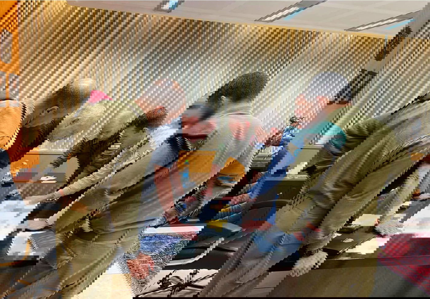 "עלות השחר": ירי לעוטף עזה; פגיעה ישירה בבית באשכול