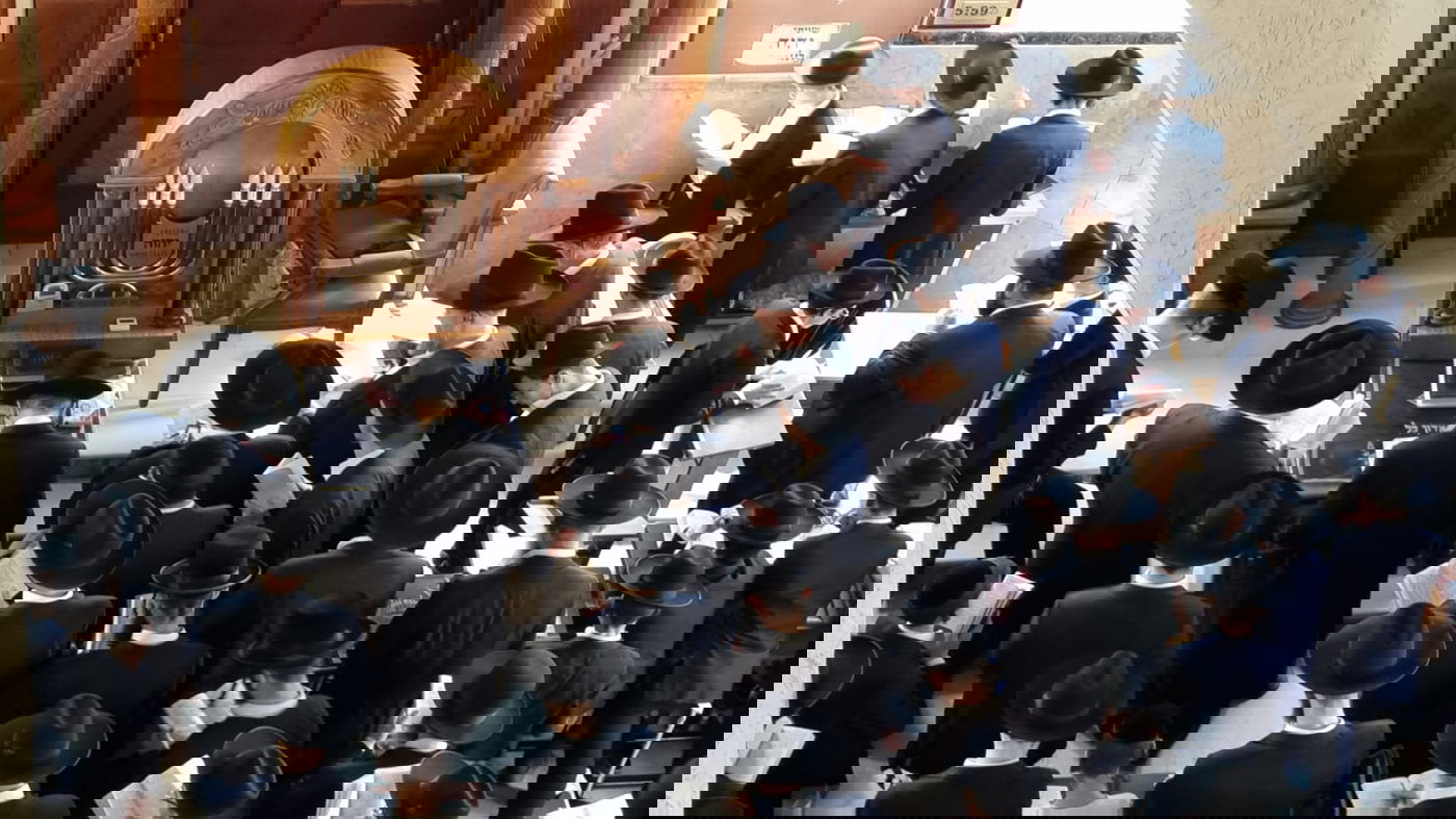 המשגיח ישב על הרצפה ובכה על החורבן • צפו