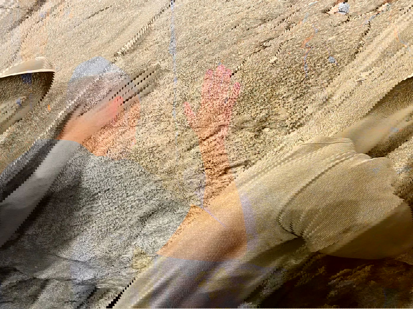 ערב תשעה באב: השחקן הישראלי התפלל בכותל