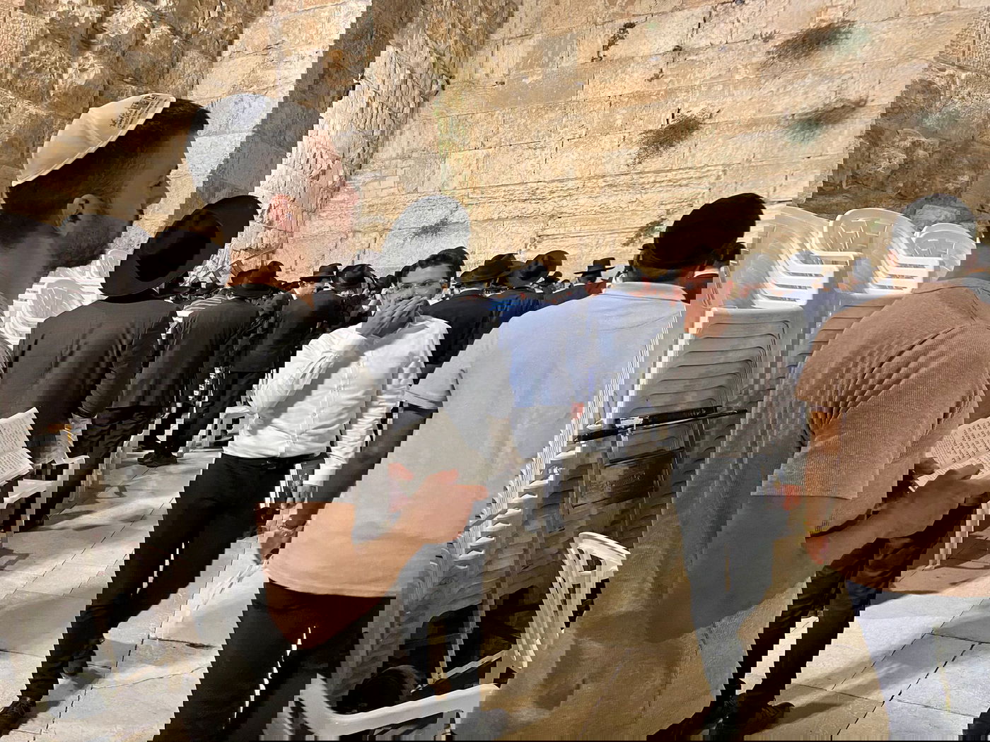 ערב תשעה באב: השחקן הישראלי התפלל בכותל