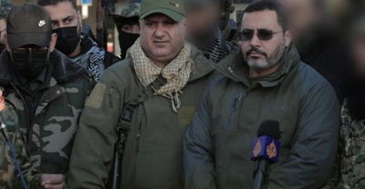 חאלד מנסור עם תייסיר ג'עברי