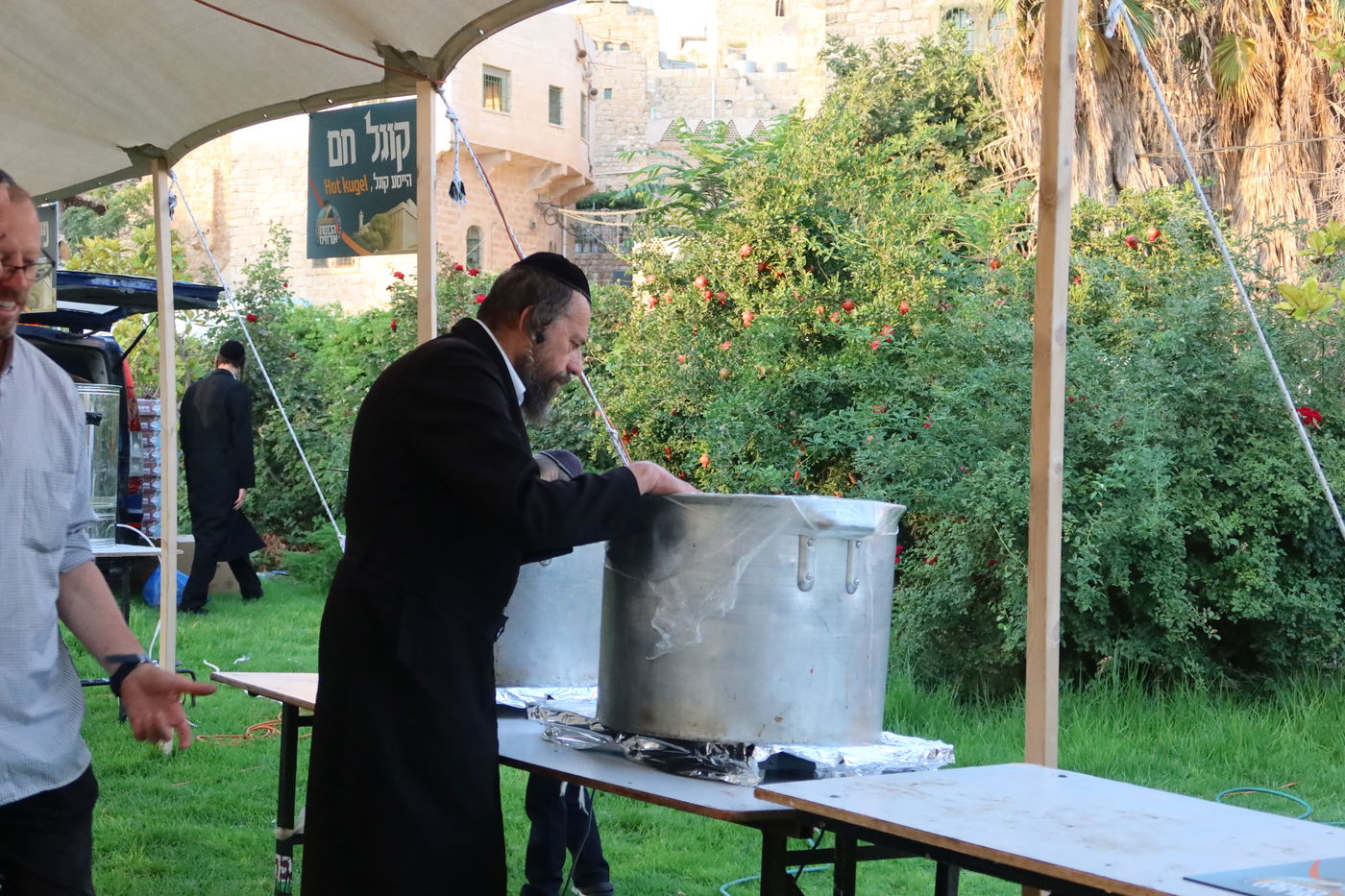 תיעוד: תשעה באב במערת המכפלה