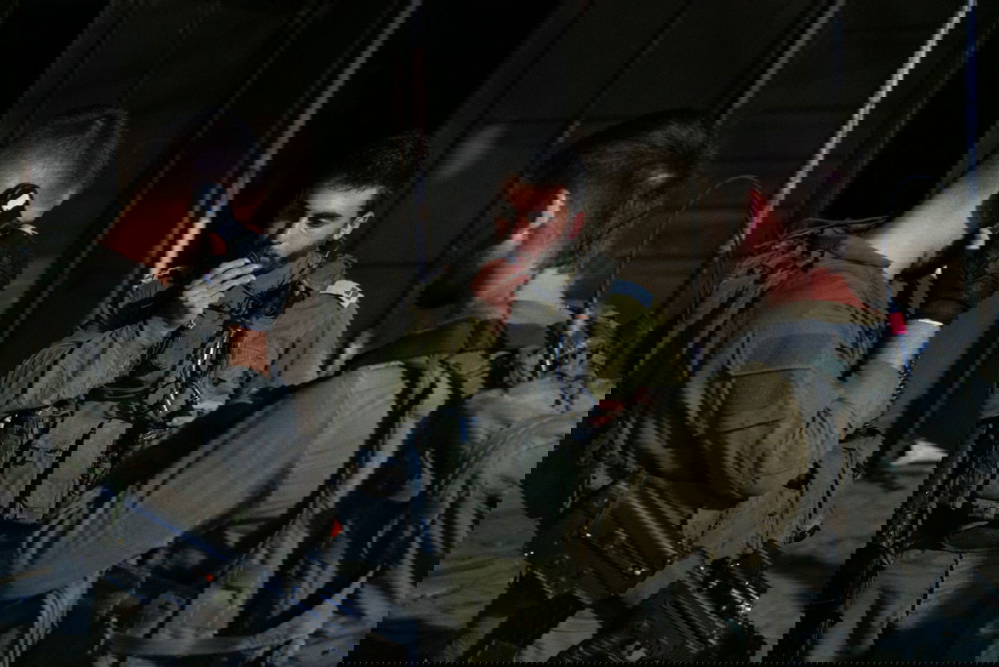 ארבעה מבוקשים נעצרו, הלוחמים הותקפו