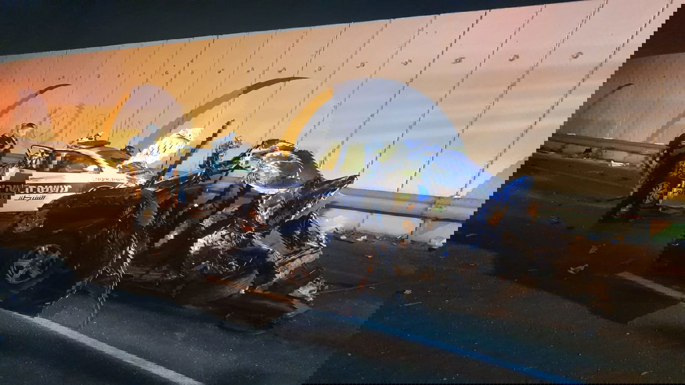 זירת התאונה, לפנות בוקר