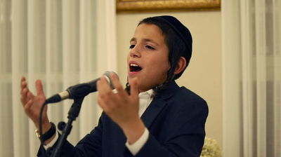 ילד הפלא מוטי שיין במחרוזת שירי שבת: שיפקדוני