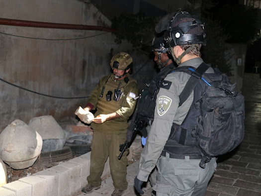 לוחמי מג"ב בכפרים