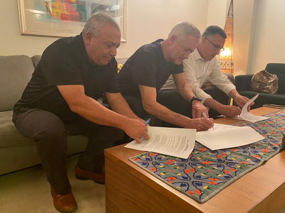 איזנקוט, גנץ וסער בחתימה, אמש