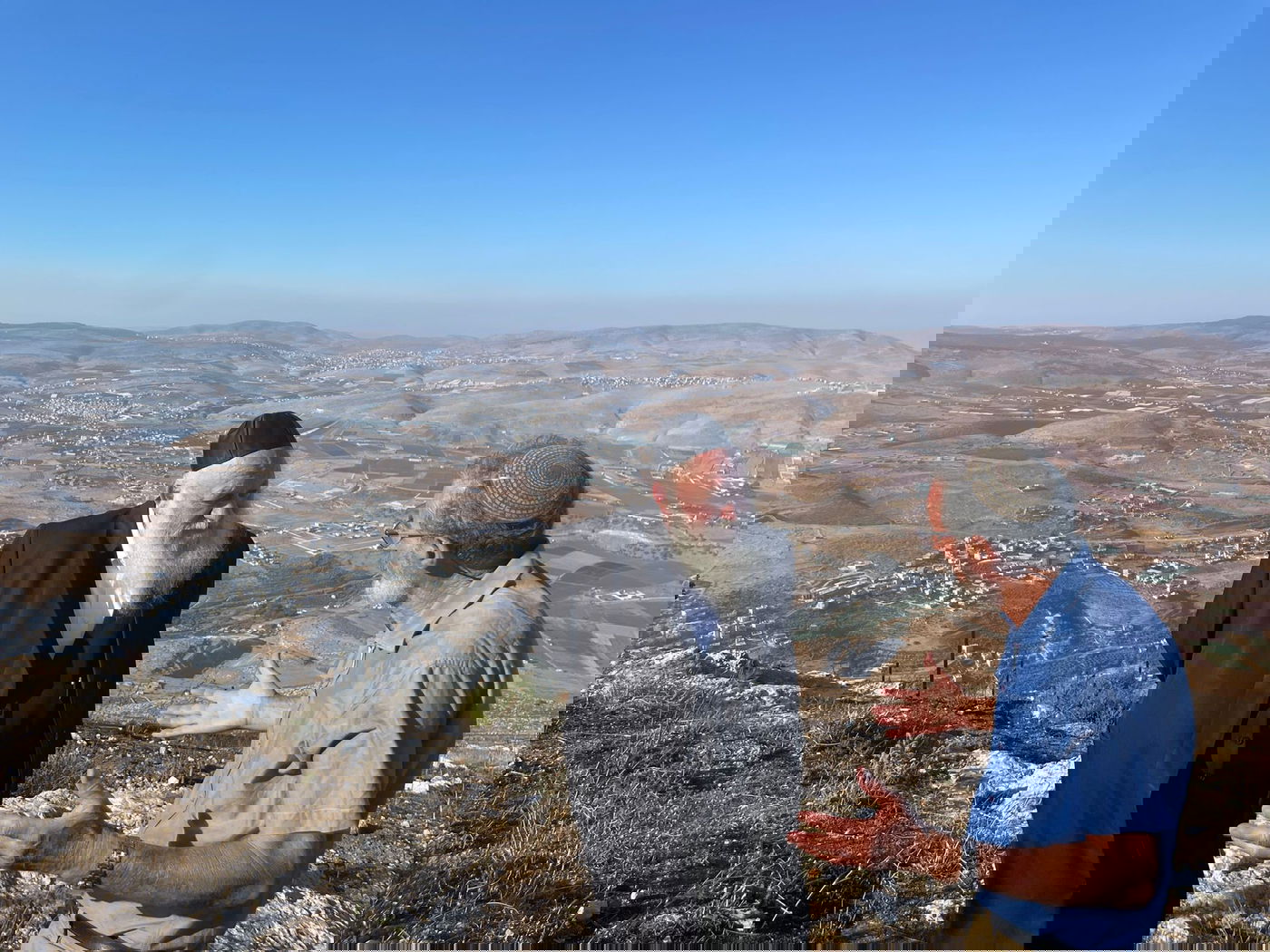 ביקור העבודה הראשון של יצחק גולדקנופף - בשומרון