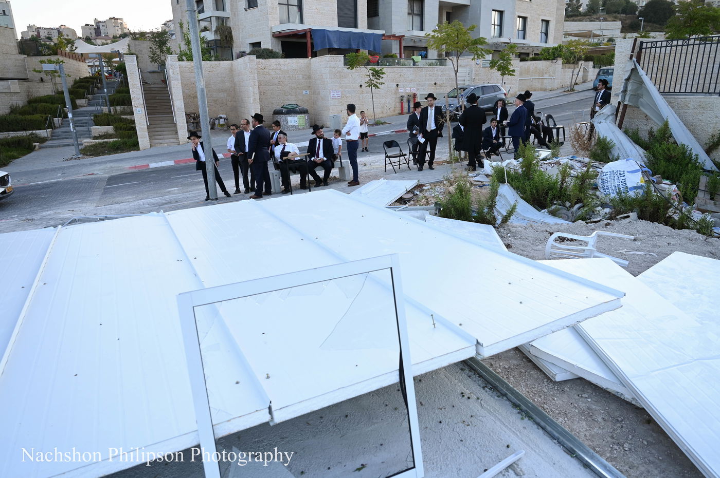 "כמו גנבים חסרי רחמים": העירייה הרסה בית כנסת יחיד ברחוב