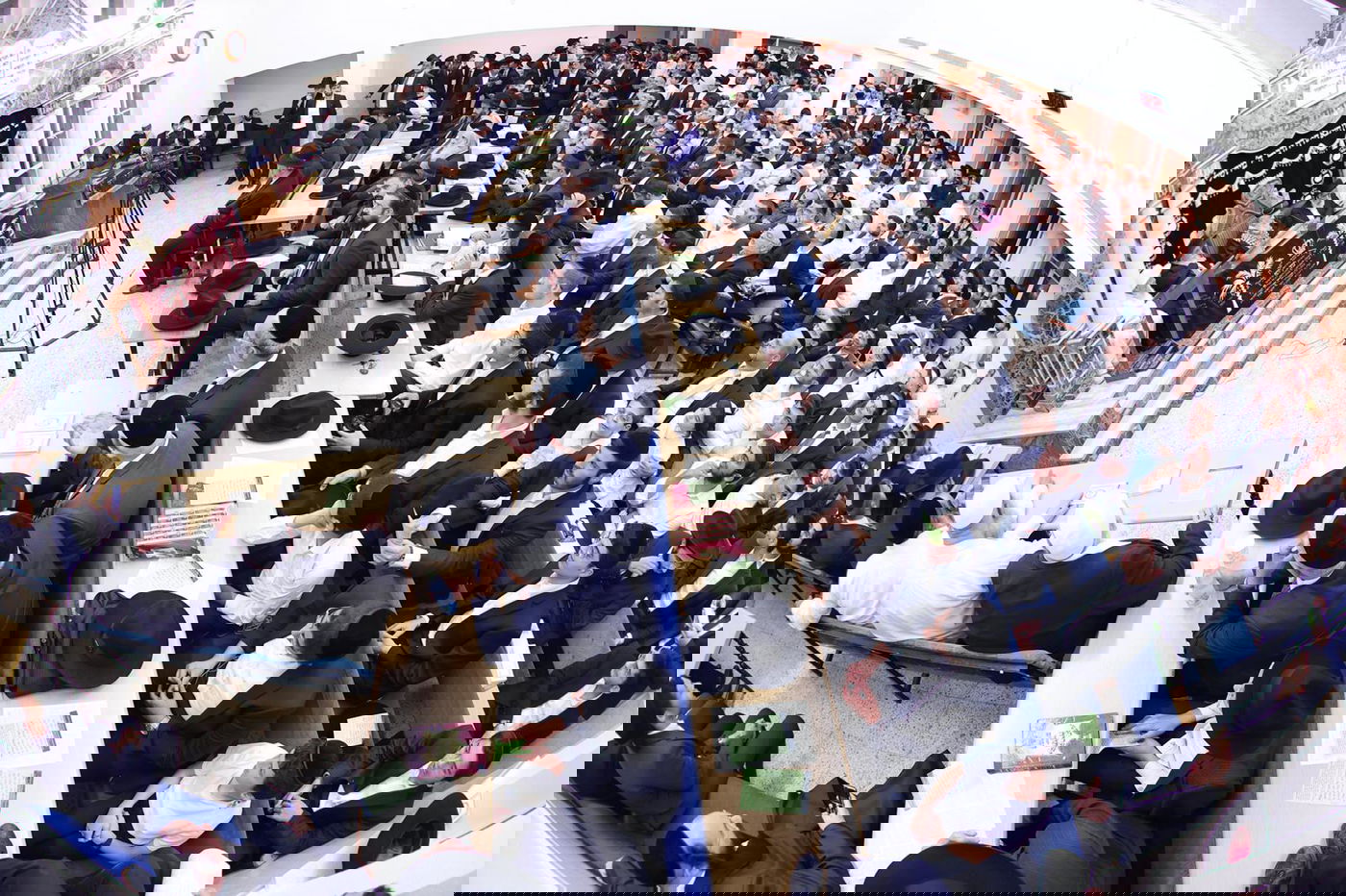 מורדם ומונשם: החמרה נוספת במצבו של נשיא המועצת