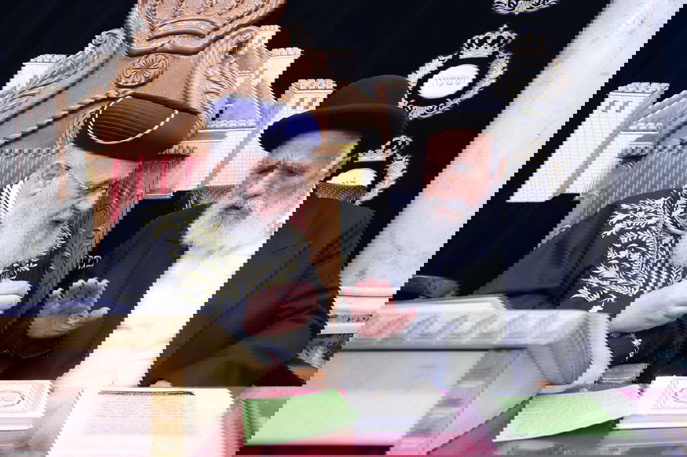 מורדם ומונשם: החמרה נוספת במצבו של נשיא המועצת