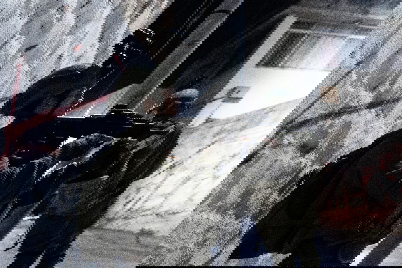 8 מבוקשים נעצרו: אבנים ובקבוקי תבערה על הלוחמים