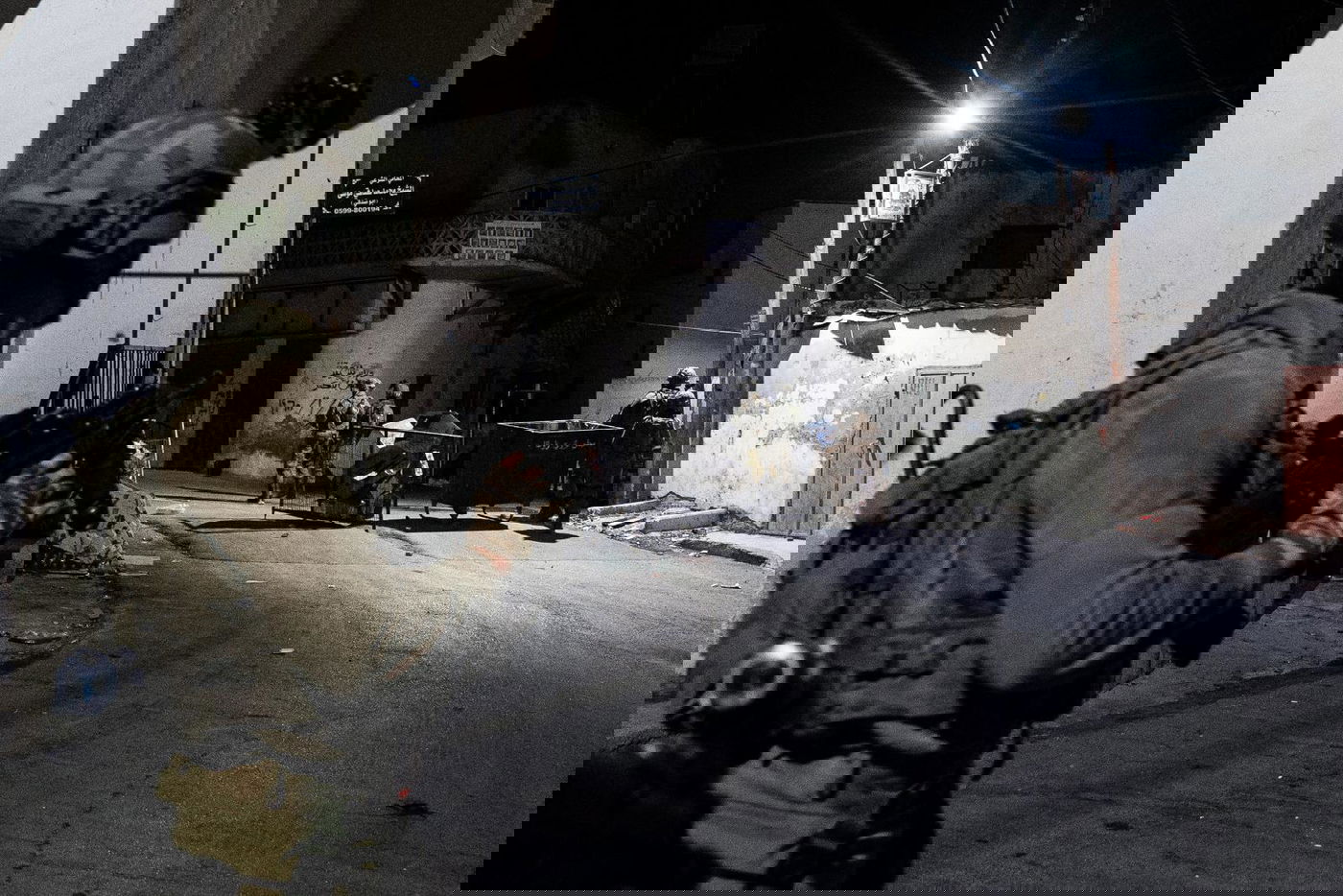 8 מבוקשים נעצרו: אבנים ובקבוקי תבערה על הלוחמים