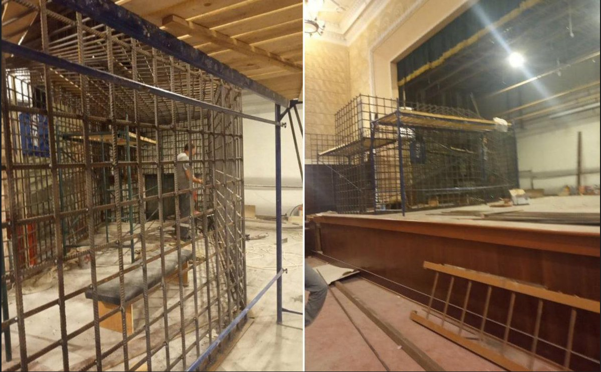 תיעוד מחתרתי מבניית הכלובים