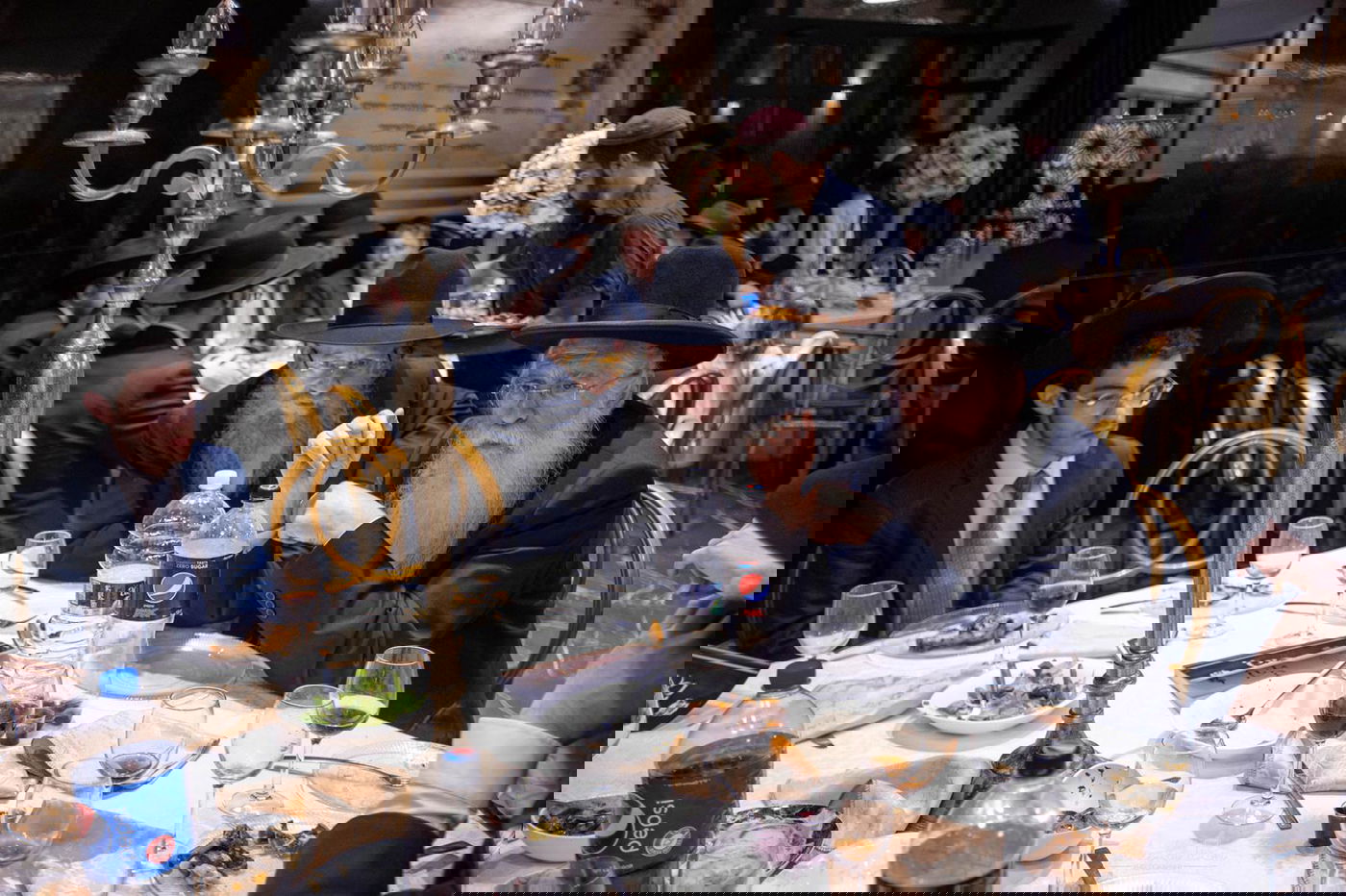 שמחת הנישואין לבן ר"י 'מגדל עוז', הרה"ג יחזקאל אתרוג • תיעוד