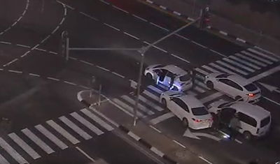 צפו: ניידות בילוש מפתיעות בכביש את 'גנבי האייפדים'