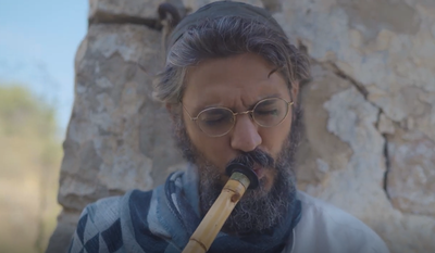 יגל הרוש בסינגל קליפ חדש: אלף צעיפים