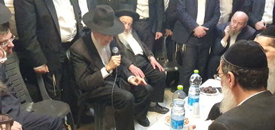 המשב"ק הקריא את מכתבו של הרב שך לנשיא המועצת  ופרץ בבכי