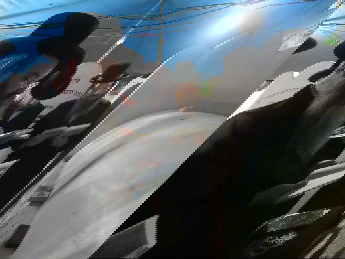 תיעוד: 'טיש' לציון שנתיים לפטירת הרבי מסאדיגורה זצ"ל