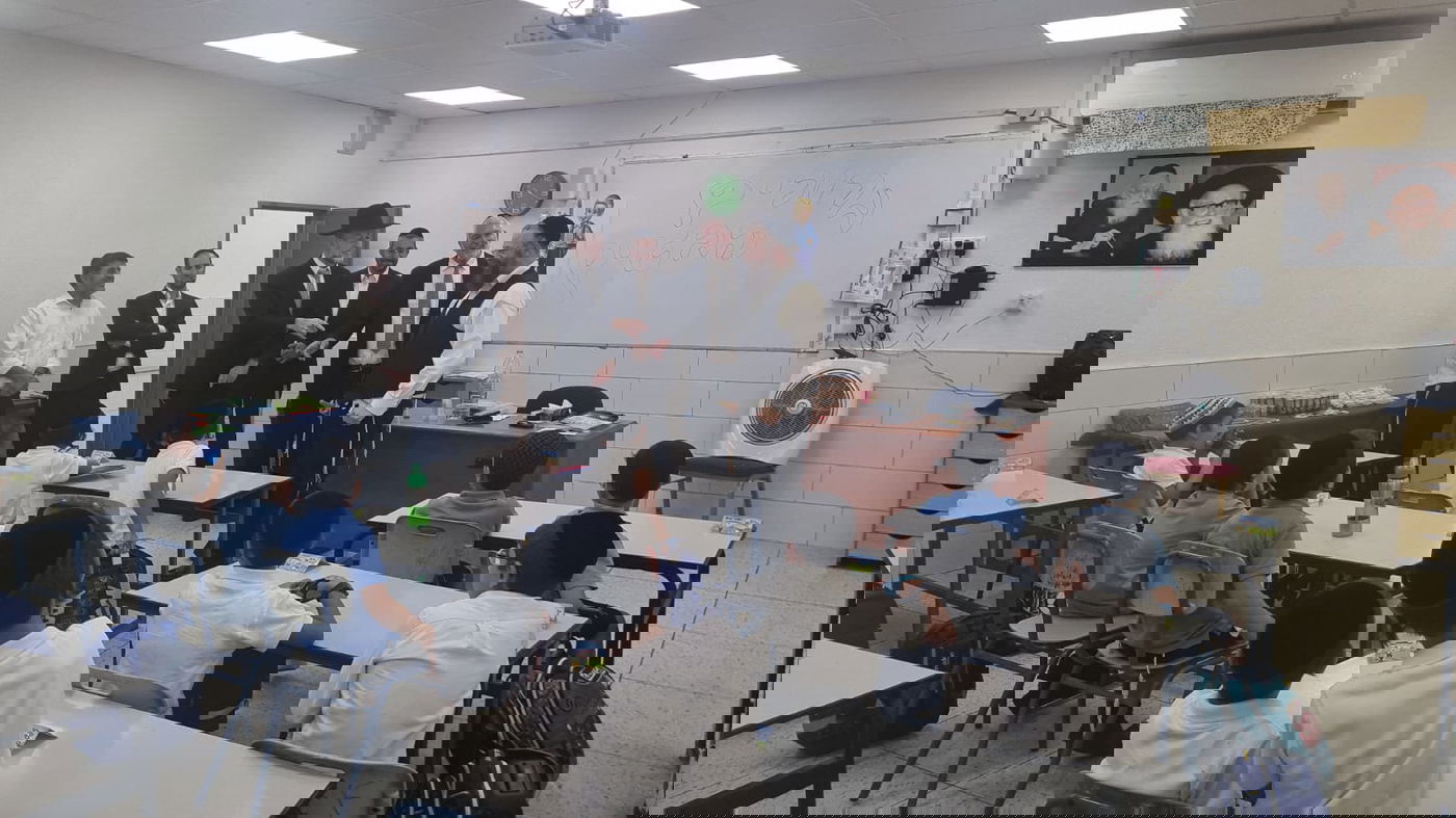 ח"כ אורי מקלב פתח את "זמן אלול" בפריפריה - ותקף את ליברמן