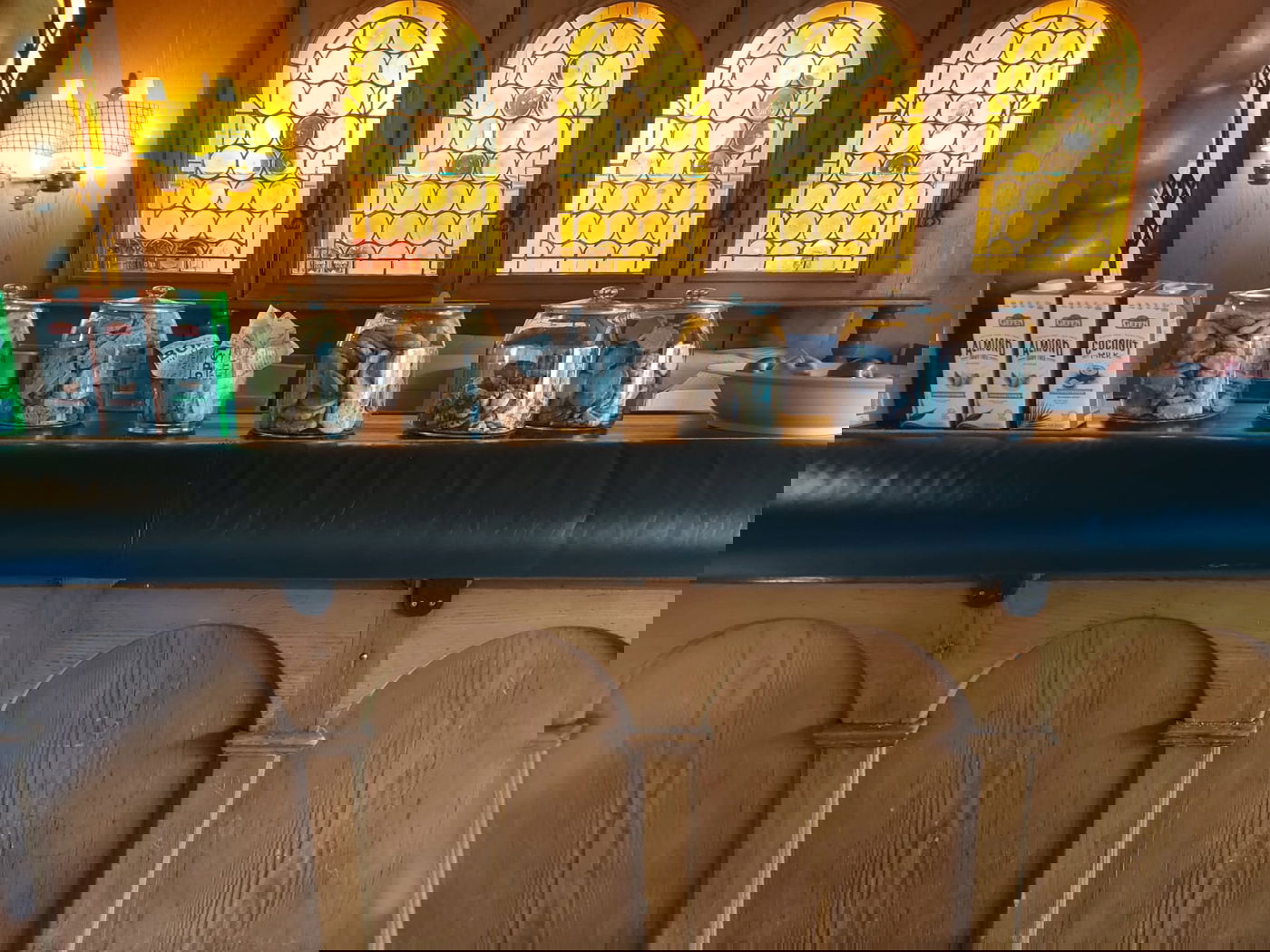 ניצוצות בדמות מאכלי גורמה בבית מלון מהדרין בשויץ קיץ תשפ"ב