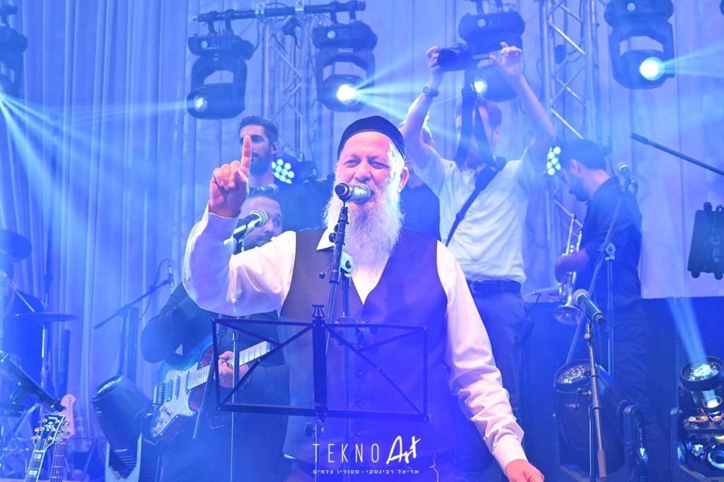 המפיק דוד פדידה חיתן את בתו - בהפקה מטורפת • צפו