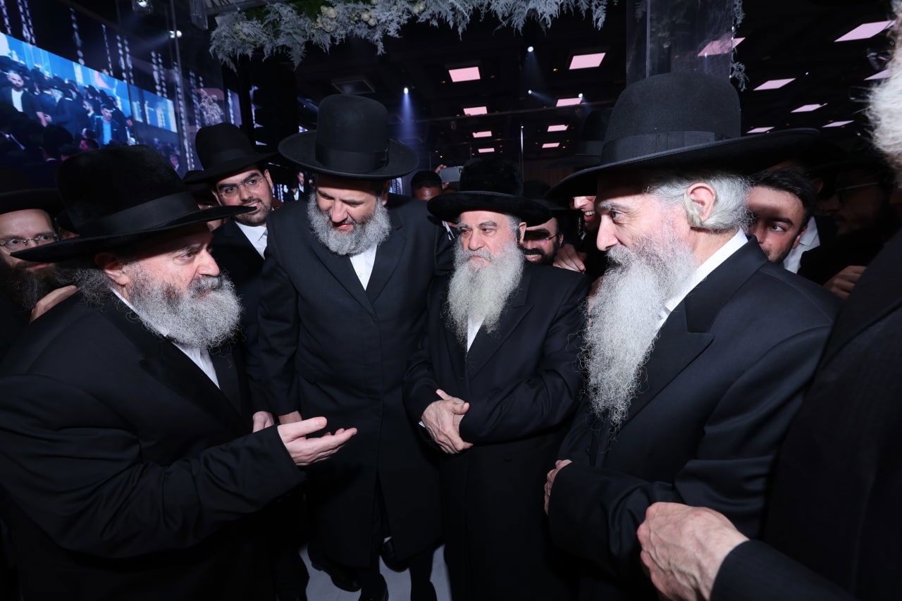 האדמו"ר רבי יקותיאל אבוחצירא חיתן את בן זקוניו • צפו