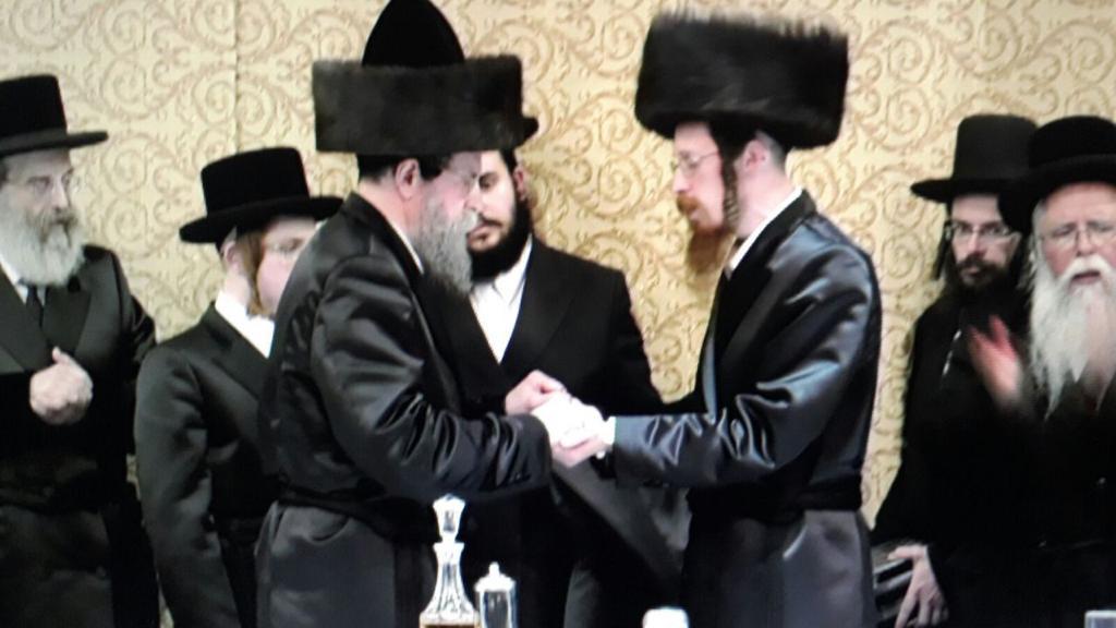 האדמו"ר ובנו הרה"צ ר' מרדכי שלמה