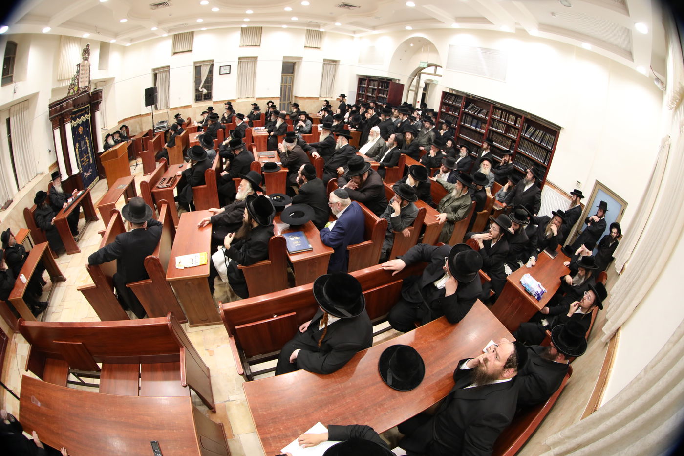 עצרת מספד במלאת שלושים לפטירת גאב"ד העדה