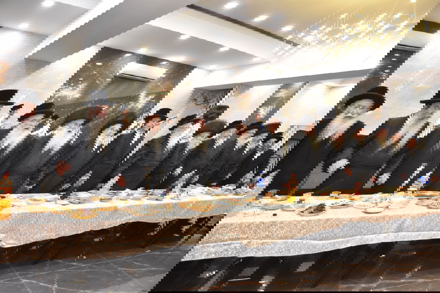 שמחת התנאים לבת הזקונים של האדמו"ר מגארליץ