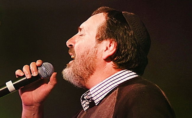 הזמר החרדי מקים מפלגה: "אהיה מנסור עבאס היהודי"