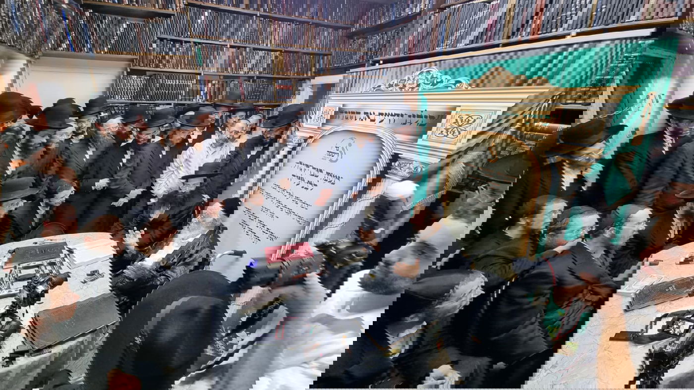 אברכי גור מערד נבחנו בבתיהם של גדולי הרבנים