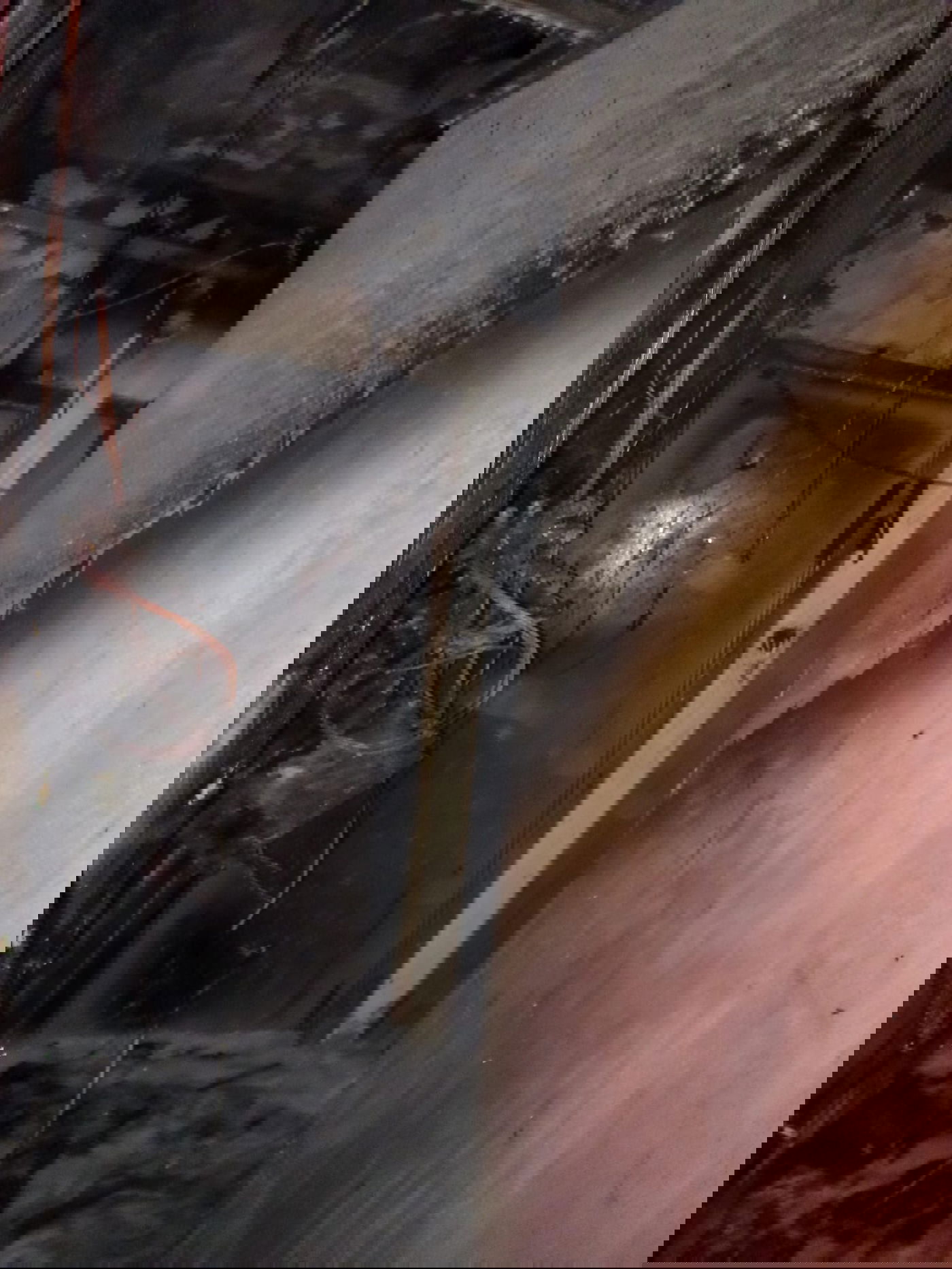 לפנות בוקר: שריפה בארון חשמל בבניין בחולון