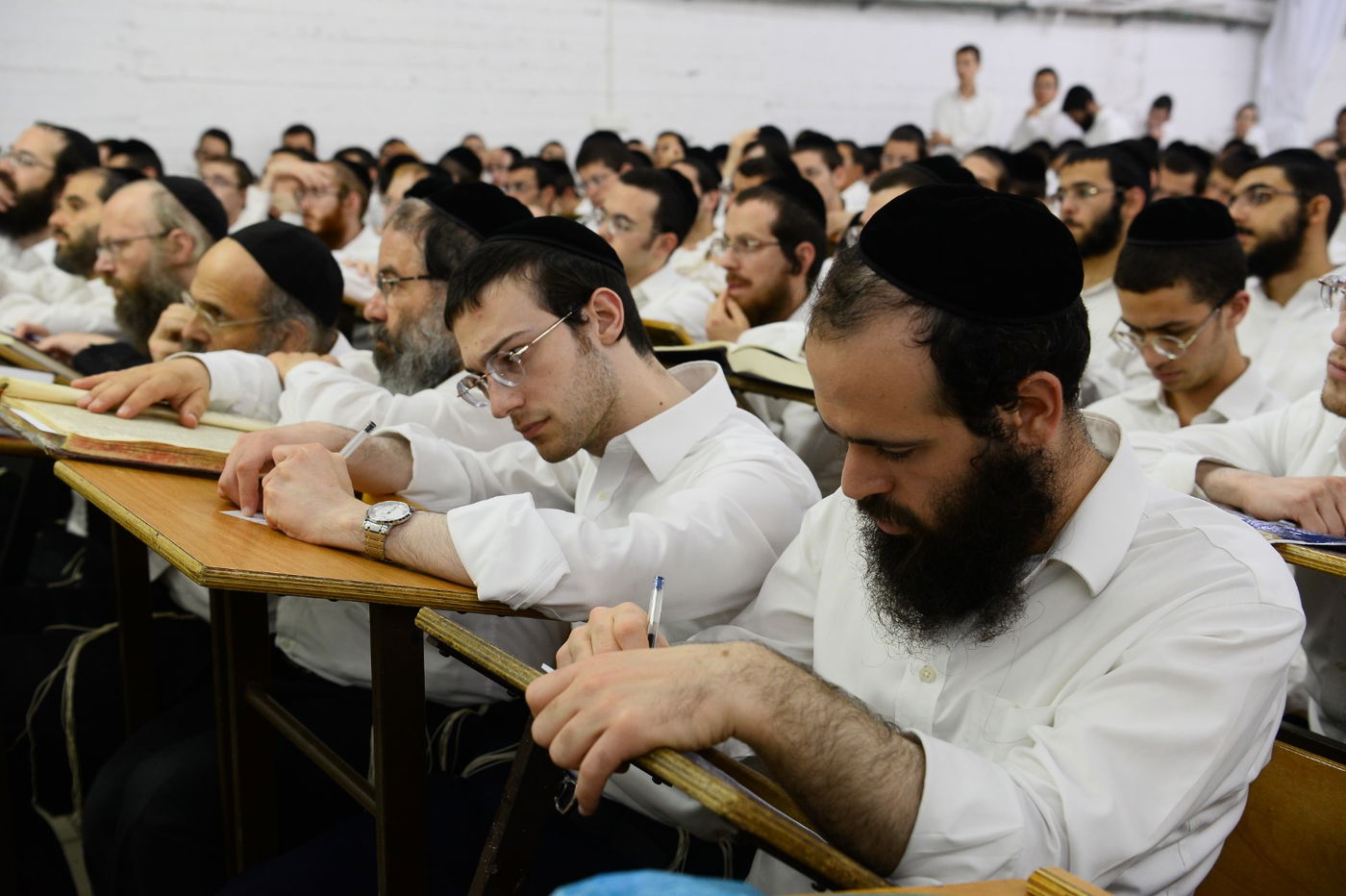 תיעוד מרהיב: נשיא המועצת בן ה-99 במסירת שיעור כללי