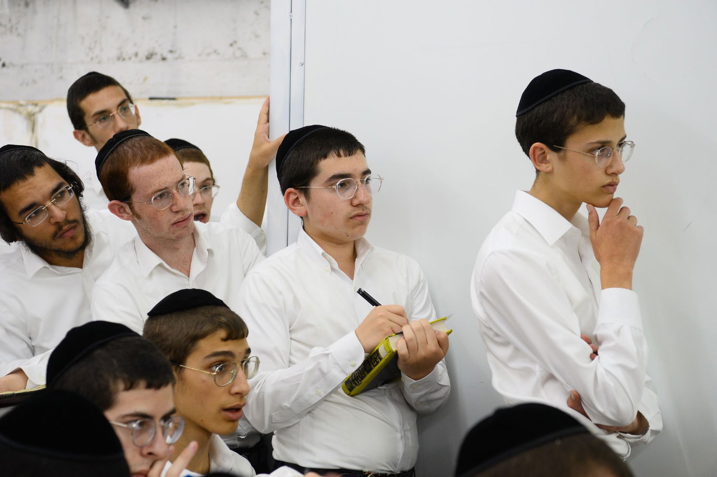 תיעוד מרהיב: נשיא המועצת בן ה-99 במסירת שיעור כללי