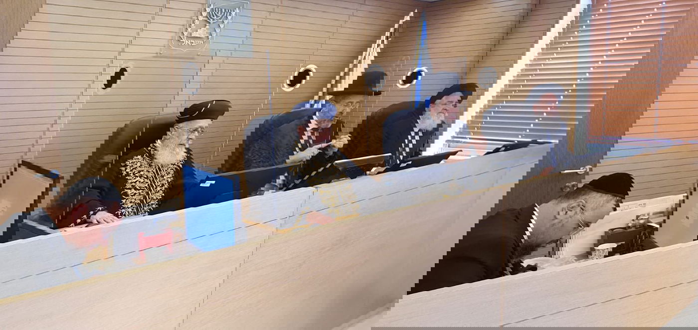 רבנים הראשיים לישראל הגר"ד לאו נשיא בית הדין והראש"ל הגר"י יוסף