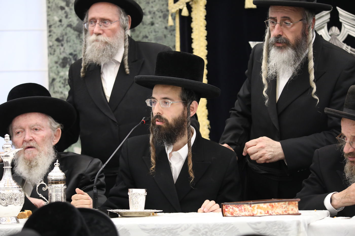 תיעוד נרחב: מעמד ההכתרה של ה'ממשיך' מזוועהיל