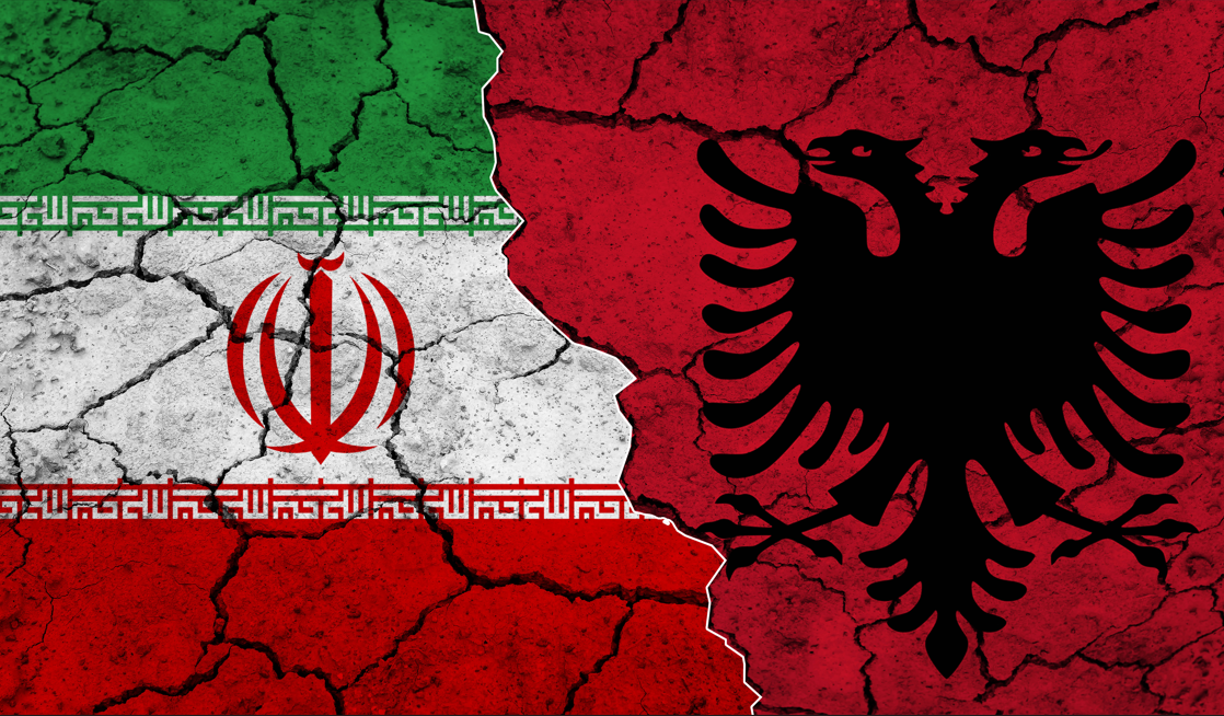 "לברוח תוך 24 שעות" אלבניה מנתקת את היחסים מאיראן