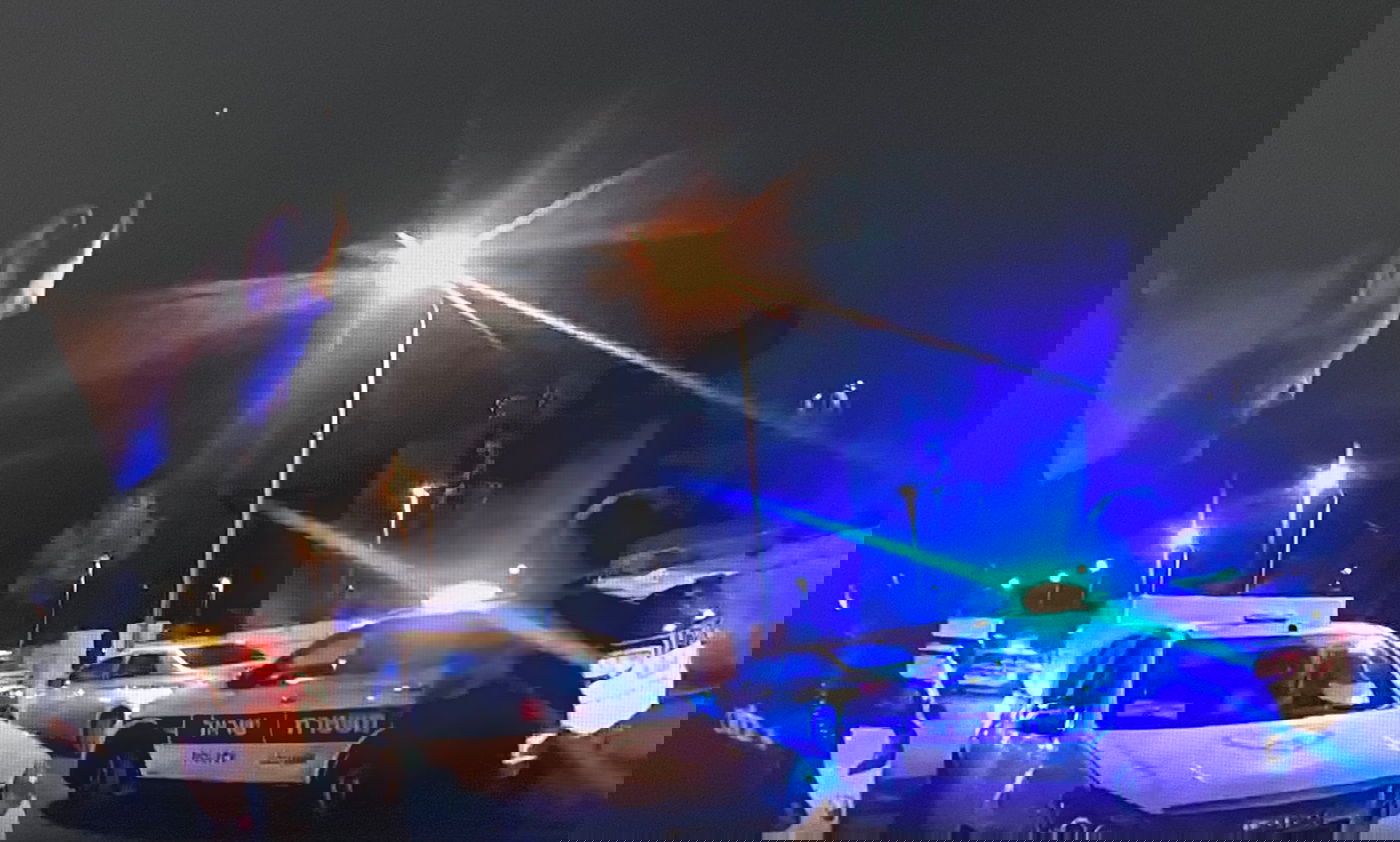 השוטרים בירושלים, הלילה