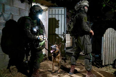 חמישה מבוקשים נעצרו הלילה כחלק מהמאבק בטרור