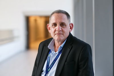 ד"ר ארז ברנבוים מנכ"ל בית החולים