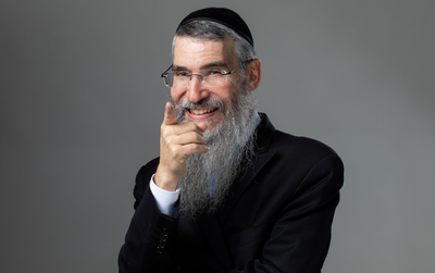 אברהם פריד במחרוזת להיטי "אוצרות יהודים"