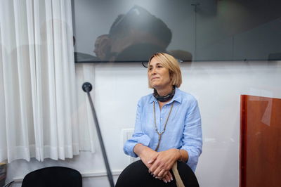 נמשכת חקירתה של עדת המפתח במשפטו של נתניהו