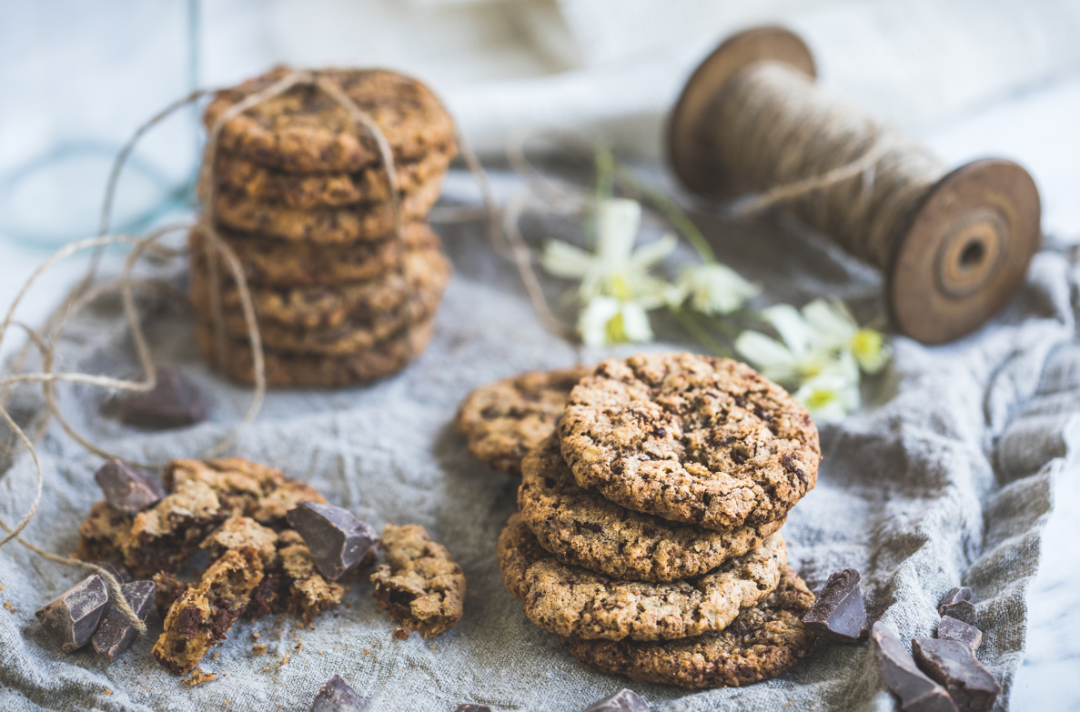 ללא גלוטן: עוגיות שוקולד ושקדים קלויים