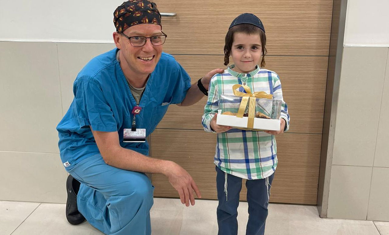 אלי וד"ר עידו פלדור