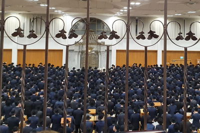 האזינו והתרגשו: "בְּמוֹצָאֵי מְנוּחָה" בישיבת חברון