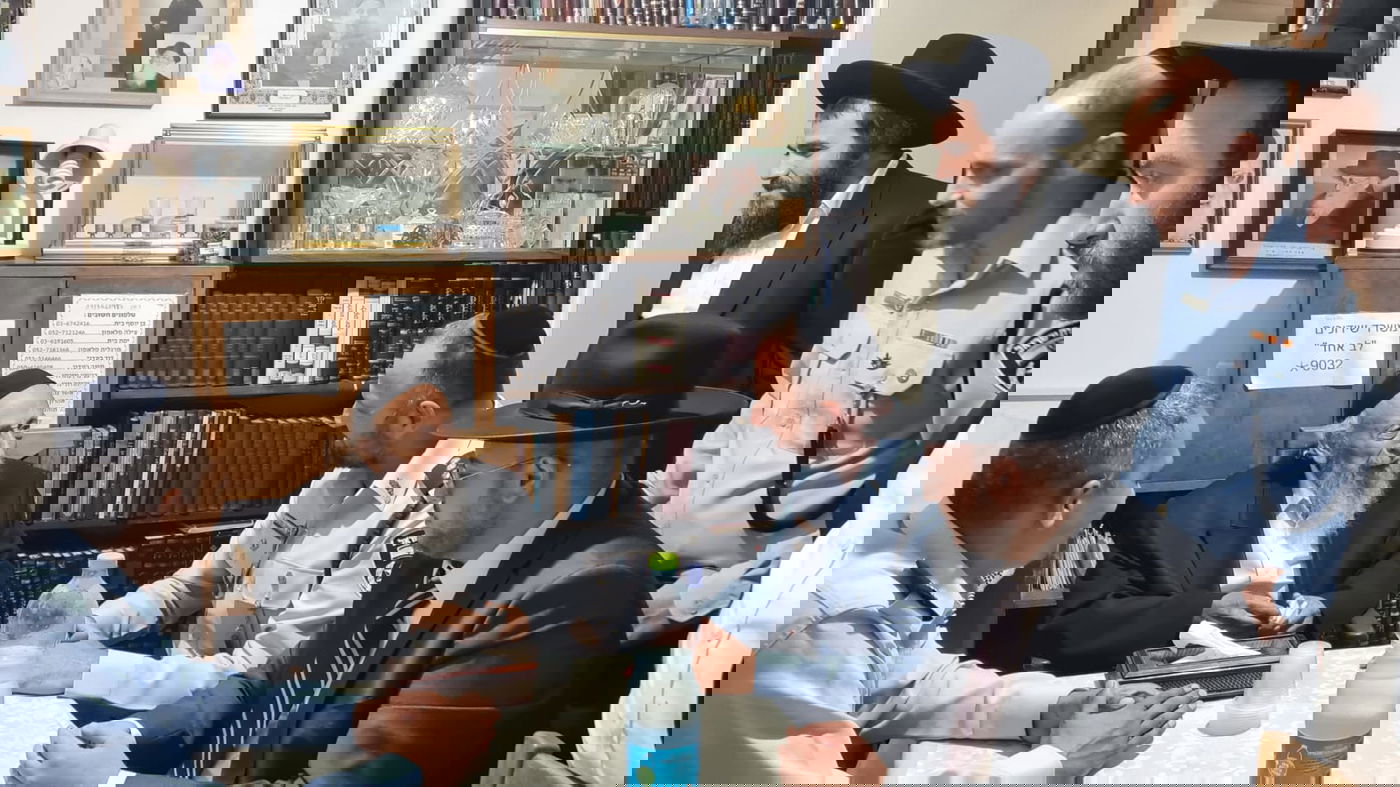 בכירי המשטרה במרכז ביקרו אצל רבני העיר בני ברק