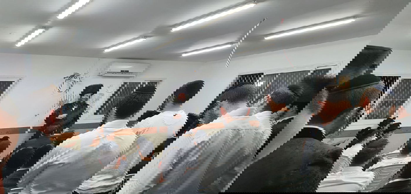 כך ב'קרעסטיר' גם שמעו ל'גדולים' וגם קיימו סליחות מוזיקליות